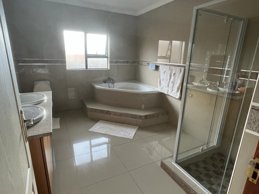 3 Bedroom Property for Sale in La Camargue Private Country Estate North West